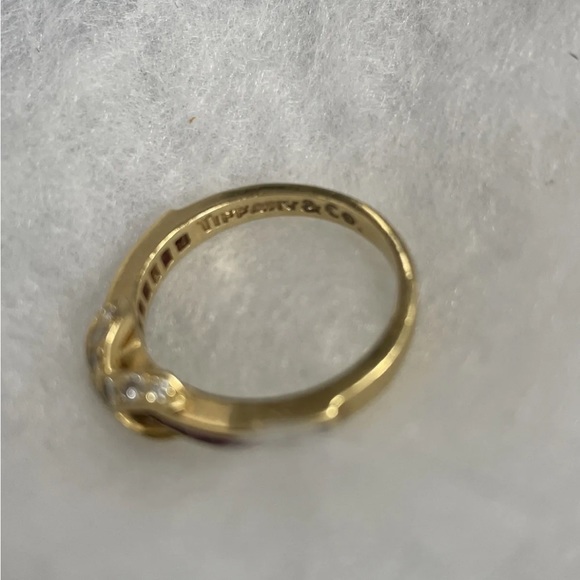 Authentic Tiffany & Co. Signature Ruby Ring - Picture 4 of 5